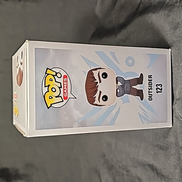 Funko - POP Games: Dishonored 2 - Outsider Vinyl Action Figure Box Damaged - Picture 4 of 5